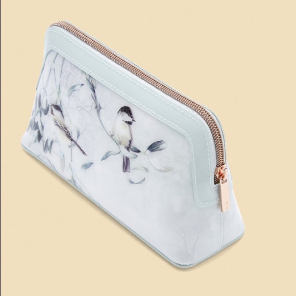 Price firm! Ted Baker Mistletoe Kiss Brenlee bag - Picture 6 of 8